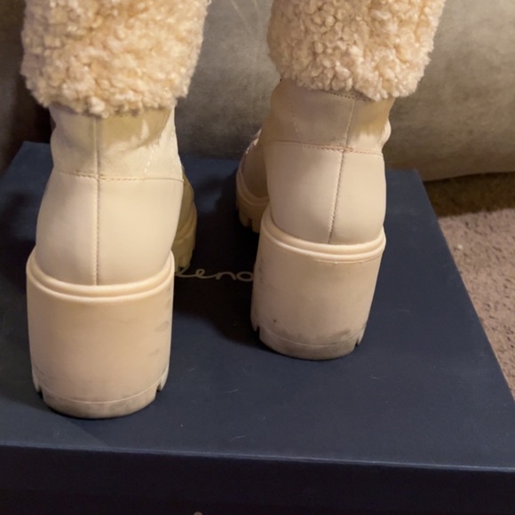 Bloomingdale’s | Women’s Fleece Fur Lined Heeled Boots Shoes Booties Size 7 - Picture 3 of 4